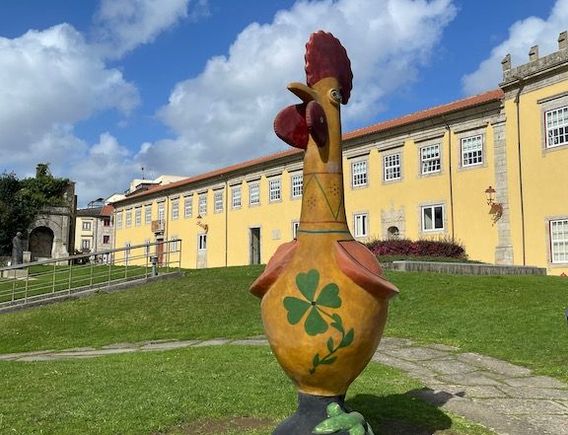 Another rooster - they're all over town