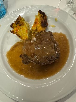 Ed ordered beef cheeks for his main dish