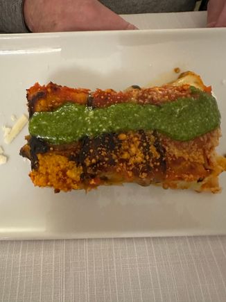 My partner ordered a lasagna with meat..terrific