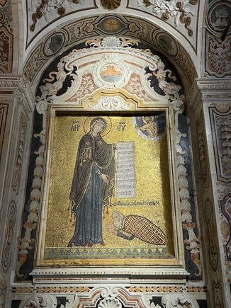 In fact, La Martorana is part of the UNESCO World Heritage Site that includes Cappella Palatina, Monreale and the Cefalu Cathedral (and others).
