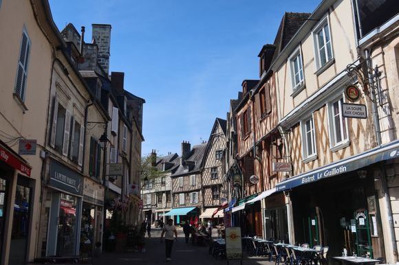 Bourbonnoux Street