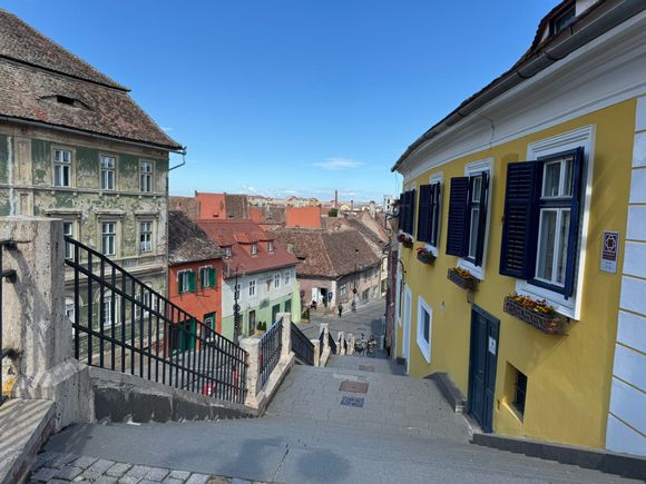 I love the colorful buildings