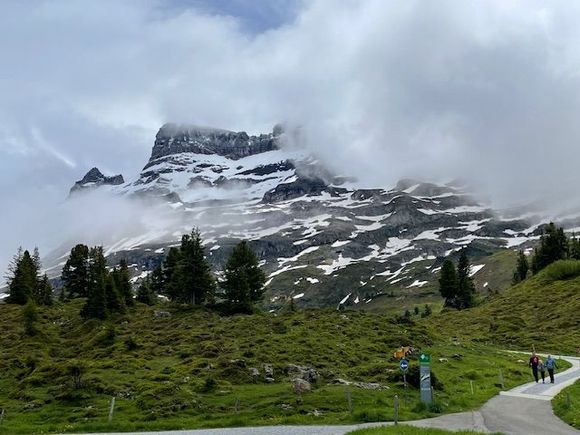 Very briefly saw these peaks 