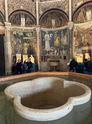 Baptismal font inside the Battistero