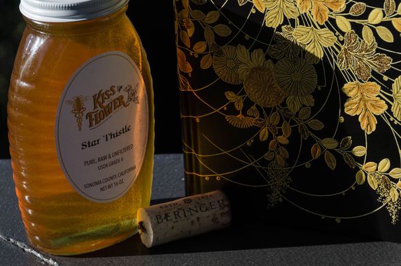 Reddit research was not the only new thing that we tried on this trip. We also pre-ordered some jars of an old favorite honey from previous Cali visits: Star Thistle. It is apparently poisonous to horses. But its taste is excellent, right up there with New Zealand types. My honey and I ordered some from Sonoma-based 'Kiss the Flower' family apiary ahead of time to arrive at our rental. Shown here next to our trip journal. Thx to TTer 'Nutraxfornerves' for having repeatedly assisted our quest.