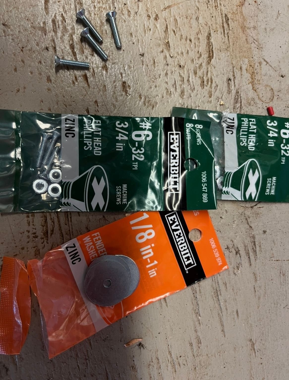 The zink bolts and washers. #6 3-4 bolts and 1/8 flat washers. Could have worked with 1� bolts. 