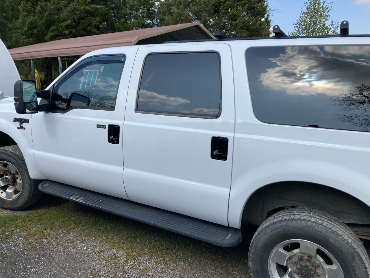 2000 Ford Excursion - 2000 Excursion with Cummins Swap - Used - VIN 1FMNU43S2YEB26112 - 6 cyl - 4WD - Automatic - SUV - White - Knoxville, TN 37901, United States