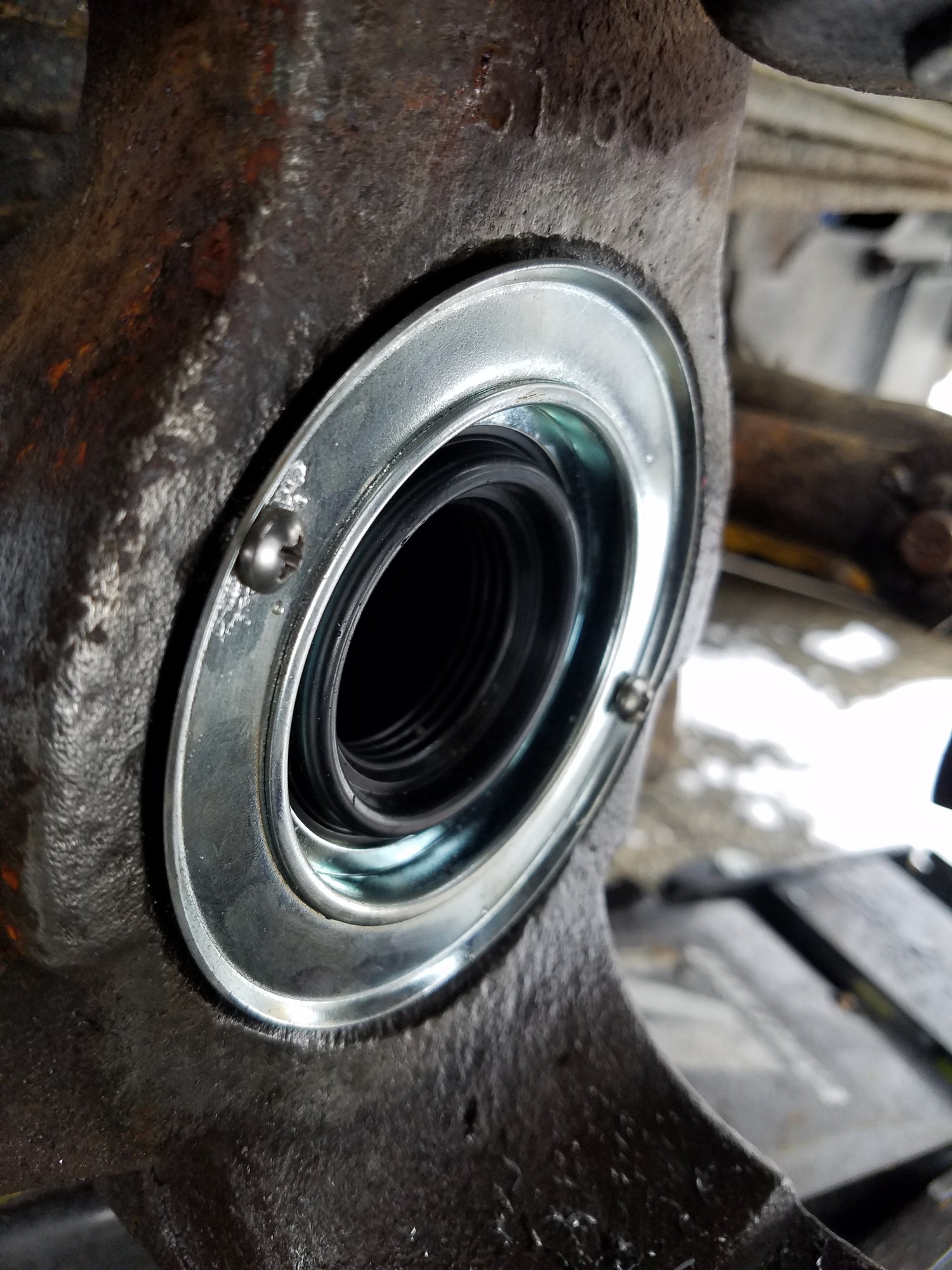 Front Axle Dust Seal (is yours falling out) Hack - Ford Truck