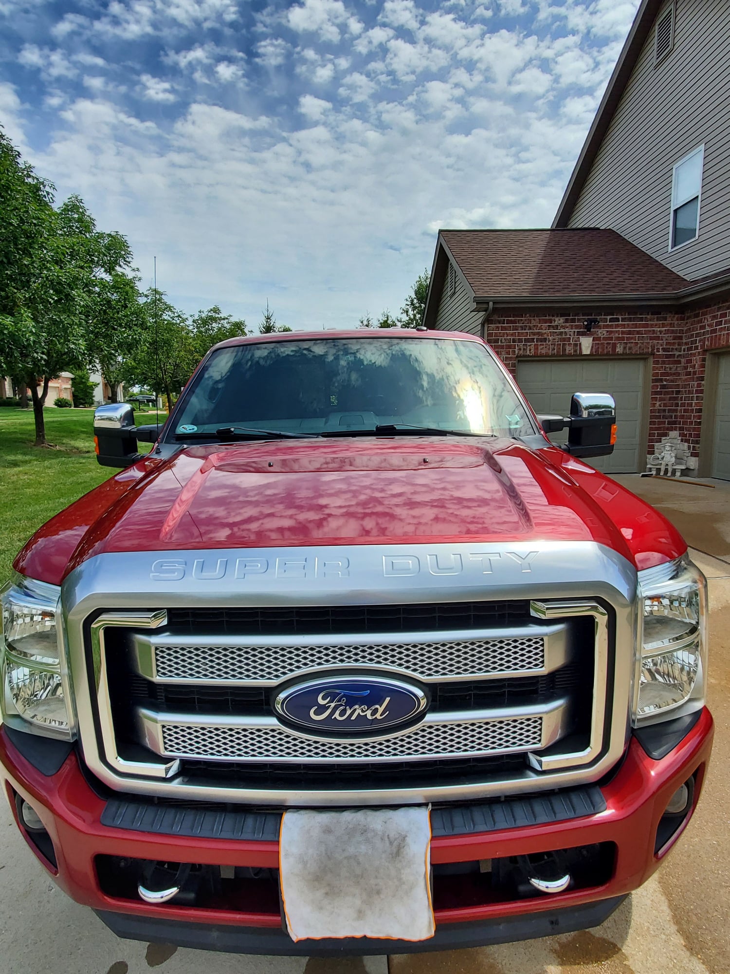 2015 Ford F-250 Super Duty - 2015 Ford F250 (F-250) Platinum Diesel - Used - VIN 1FT7W2BT5FED36450 - 127,500 Miles - 8 cyl - 4WD - Automatic - Truck - Red - Saint Louis, MO 63129, United States