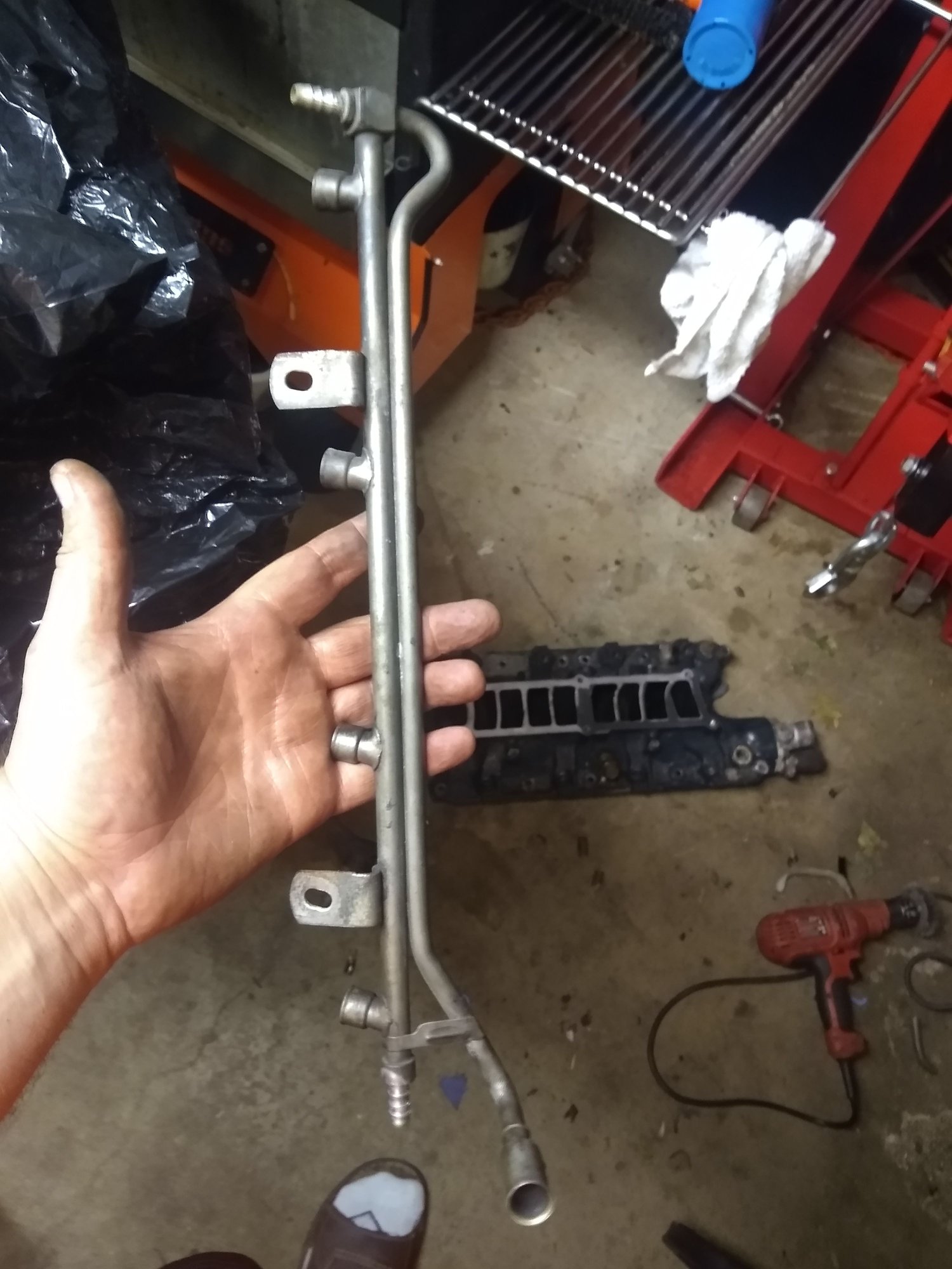 Fuel rail leak Ford Truck Enthusiasts Forums