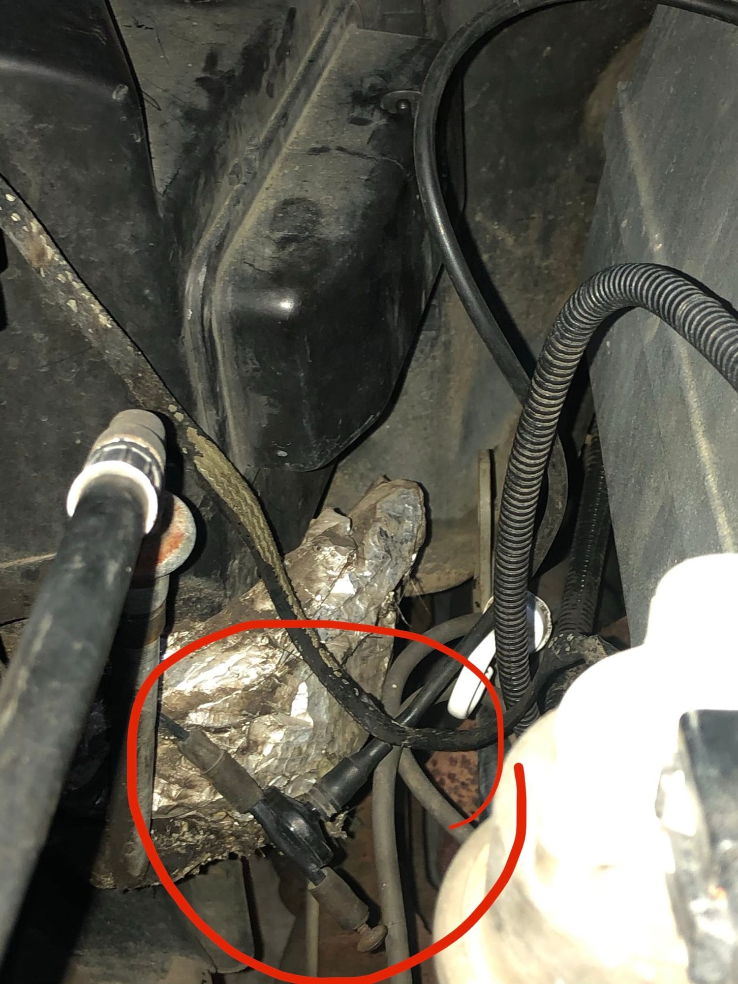1989 F150 302 - vacuum hose question - Ford Truck Enthusiasts Forums
