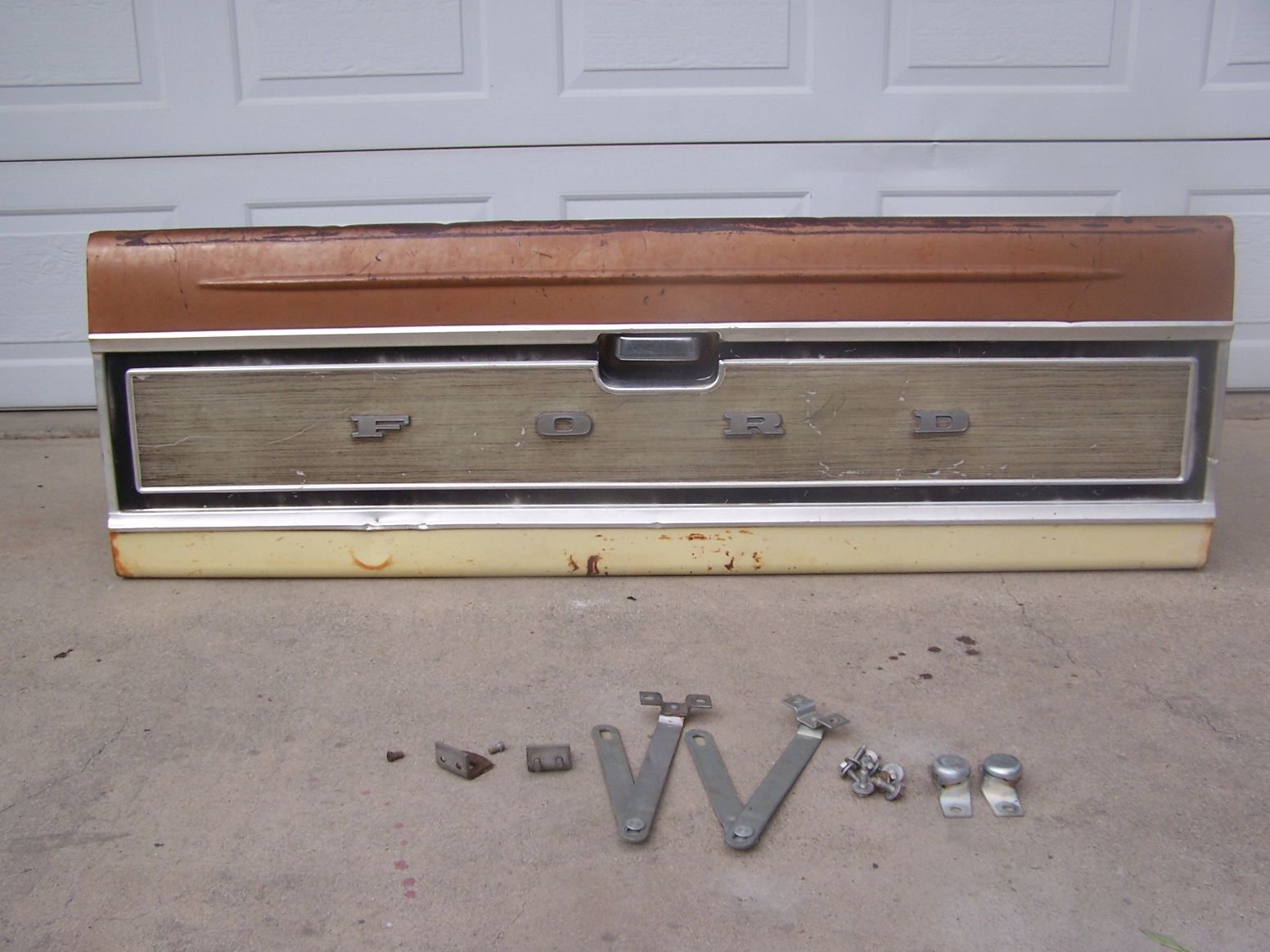 68 F100 Tailgate wanted Ford Truck Enthusiasts Forums