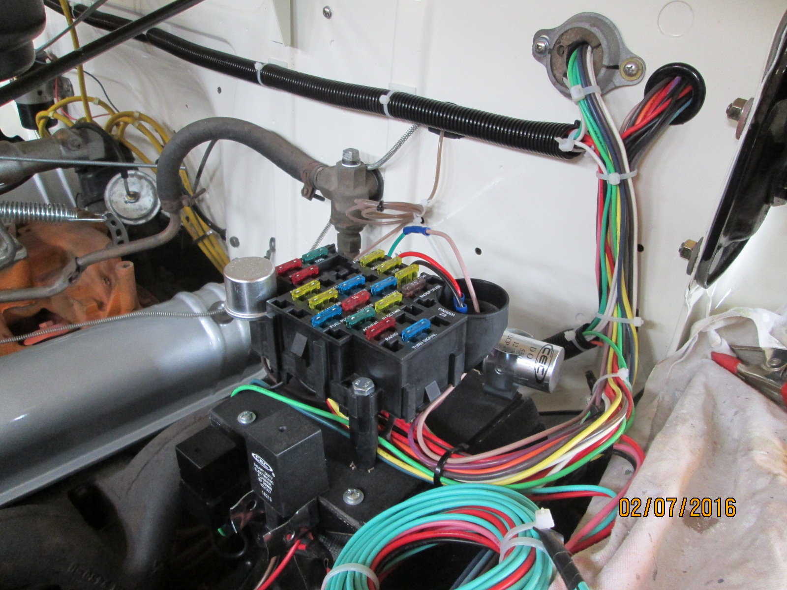 fuse box location - Ford Truck Enthusiasts Forums