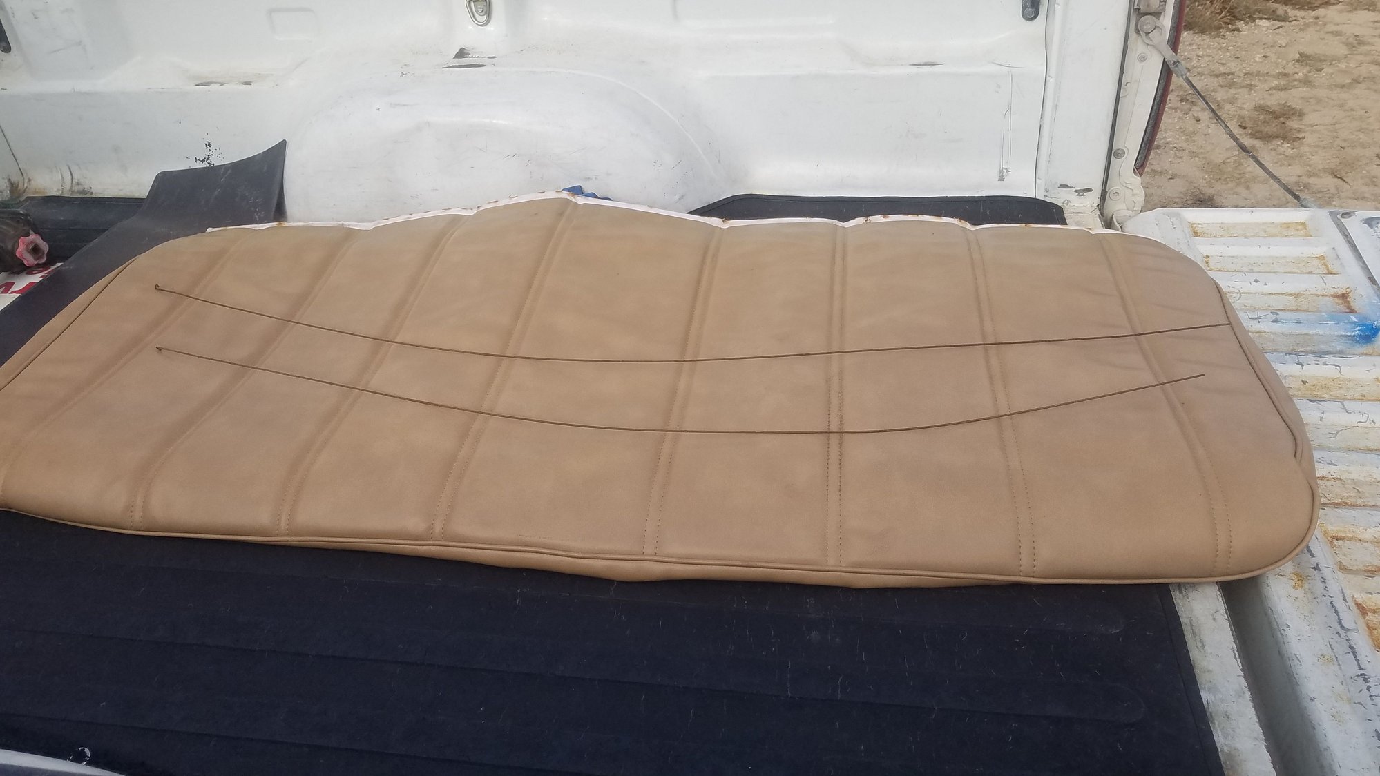 Interior/Upholstery - Seat Cover for 1973-1977 F Series in very good condition - Used - 1973 to 1977 Ford F Series - Lampasas, TX 76550, United States