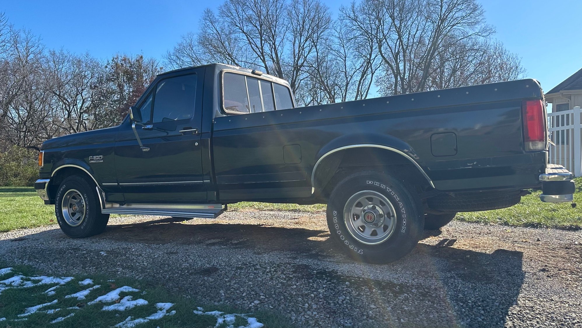 1990 Ford F-150 - 1990 F150 XLT Lariat been in the family since new - Used - VIN TBD TBD TBD TBD - 61,192 Miles - 8 cyl - 2WD - Automatic - Truck - Blue - Independence, MO 64057, United States