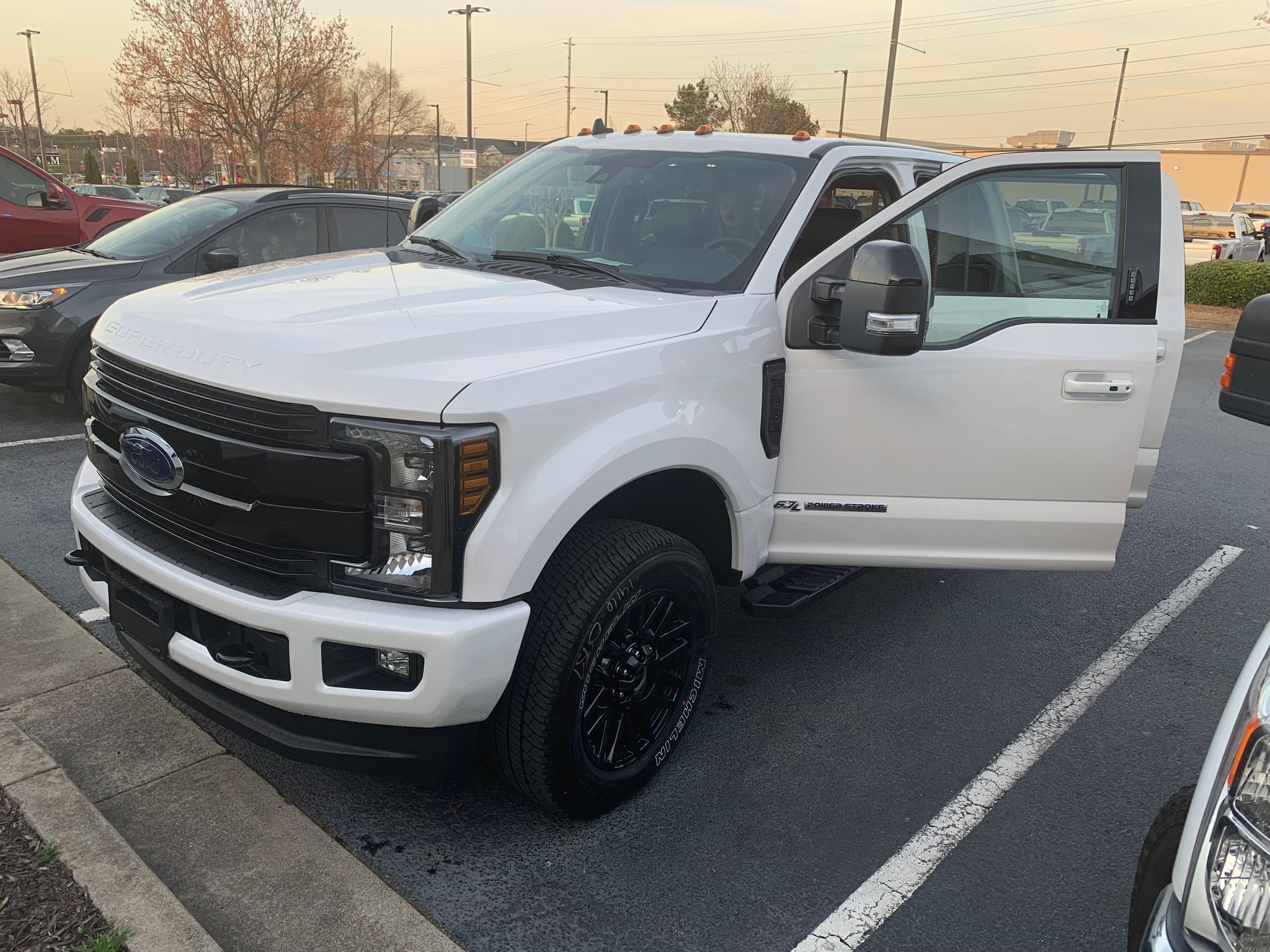 2019 F-350 Lariat Sport followed me home - Ford Truck Enthusiasts Forums