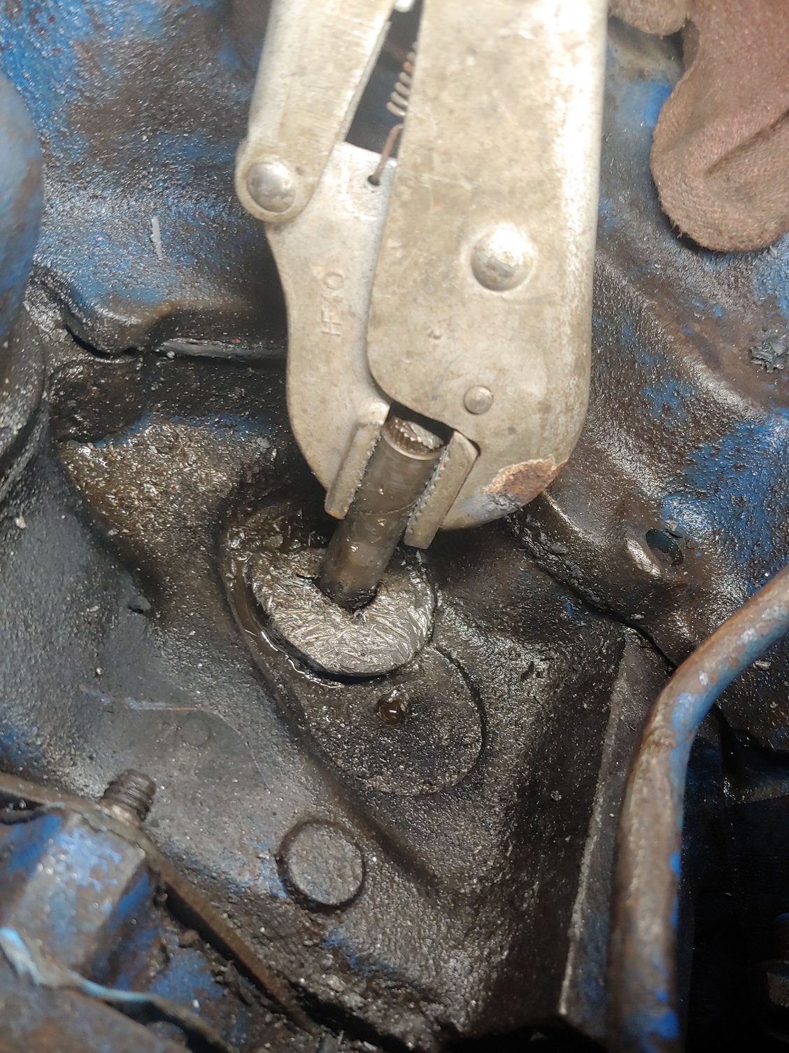 Major stuck distributor 1977 f250 4x4 351m Ford Truck Enthusiasts Forums