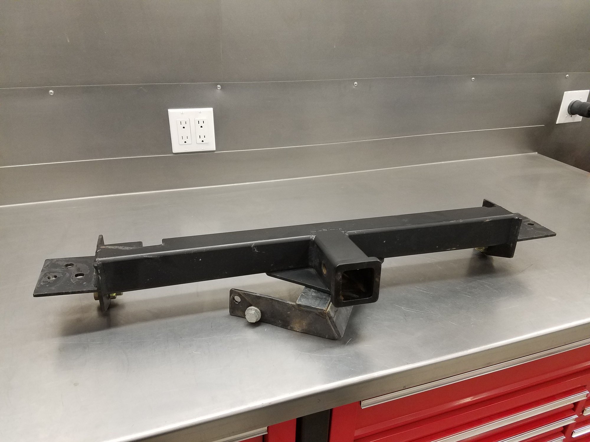 Accessories - 2011-2016 super duty custom front receiver hitch - Used - 2011 to 2016 Ford F-250 Super Duty - Chandler, AZ 85249, United States