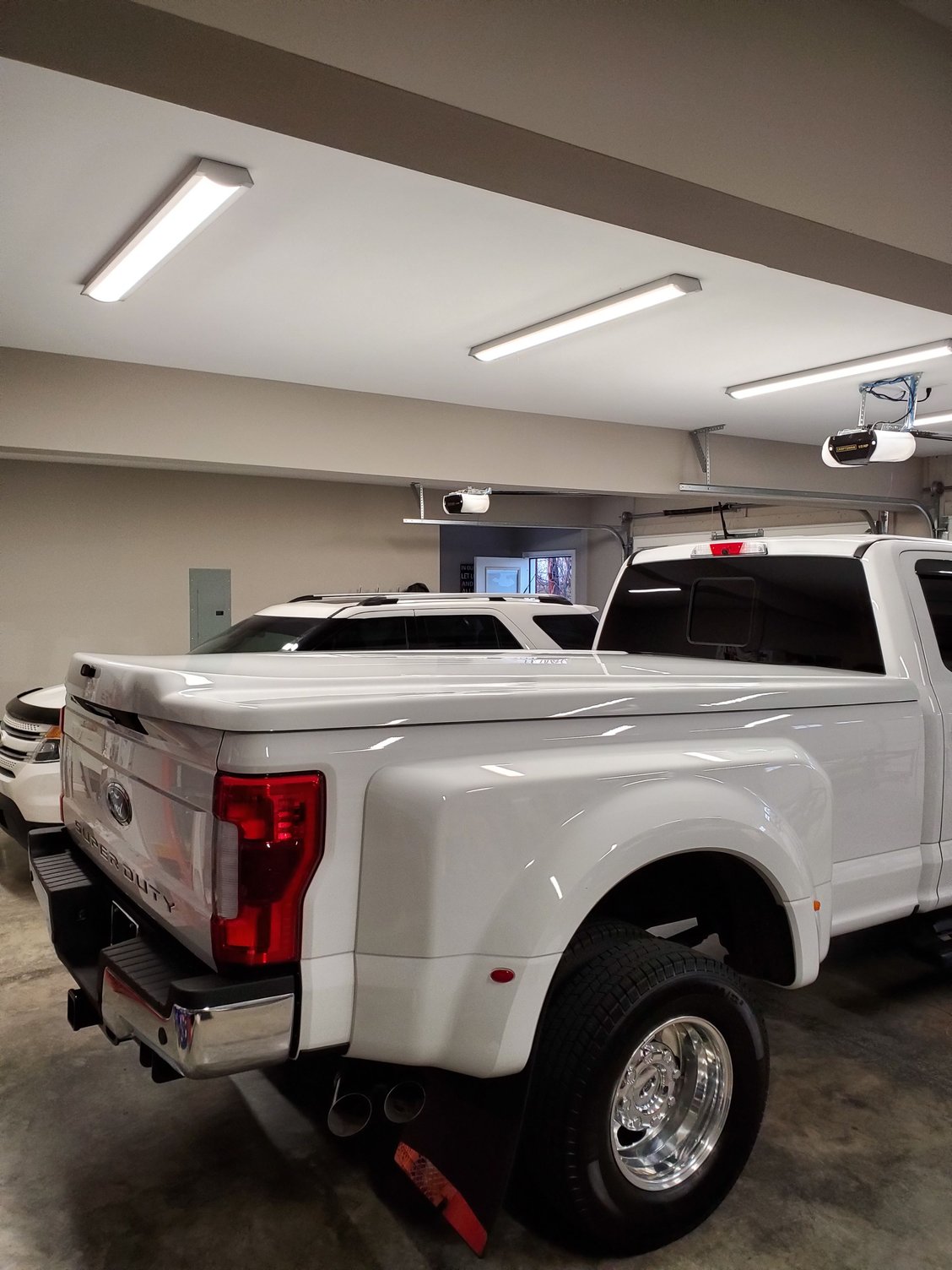 2019 F350 Lariat Ultimate Dually With Leer 700 Tonneau Ford Truck Enthusiasts Forums