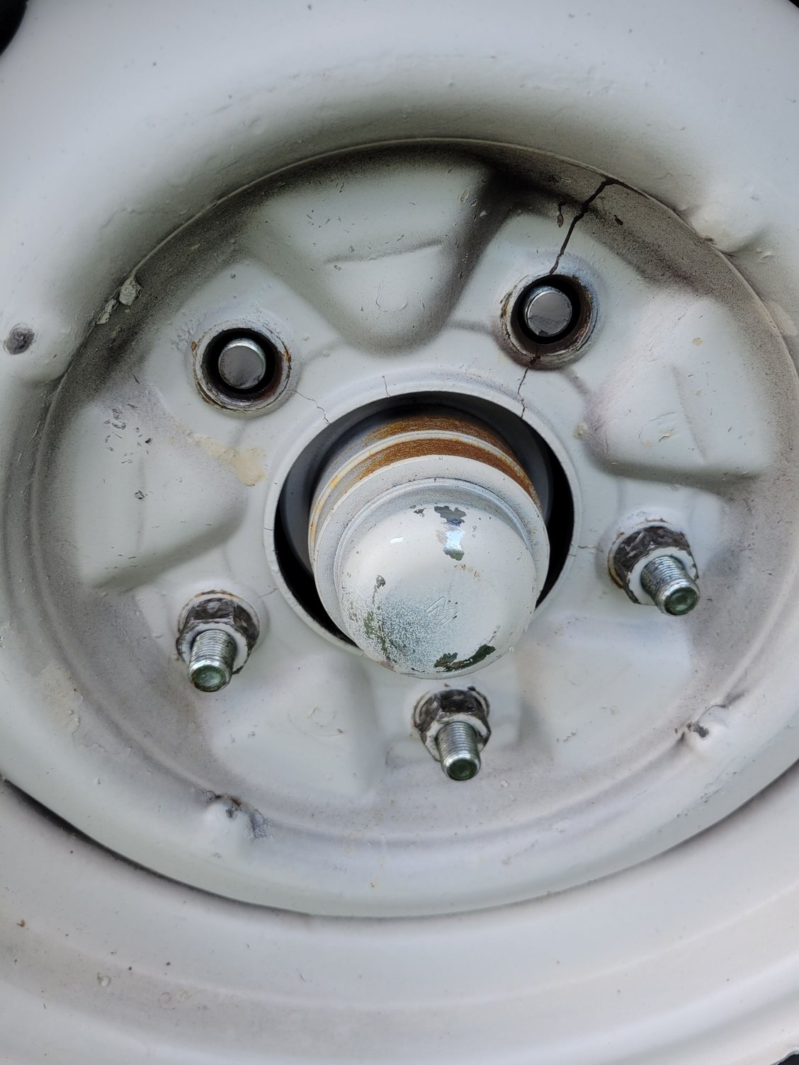 Sheared off lug nuts, cracked wheel, CPP brake kit 6572SWBKFT Ford