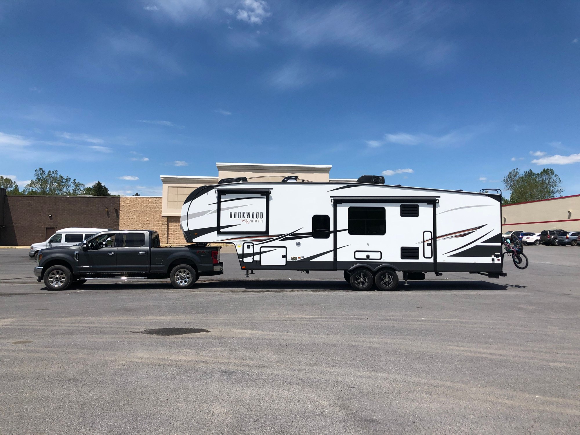 Chucking issue with 5th wheel Ford Truck Enthusiasts Forums