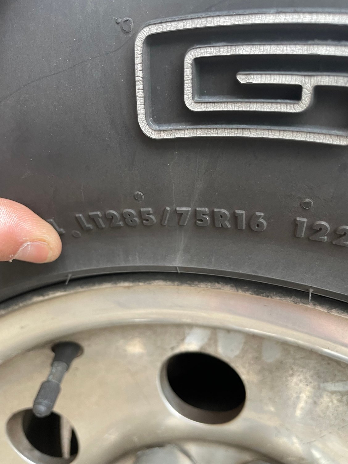 2358516 tires rubbing wheel well Ford Truck Enthusiasts Forums