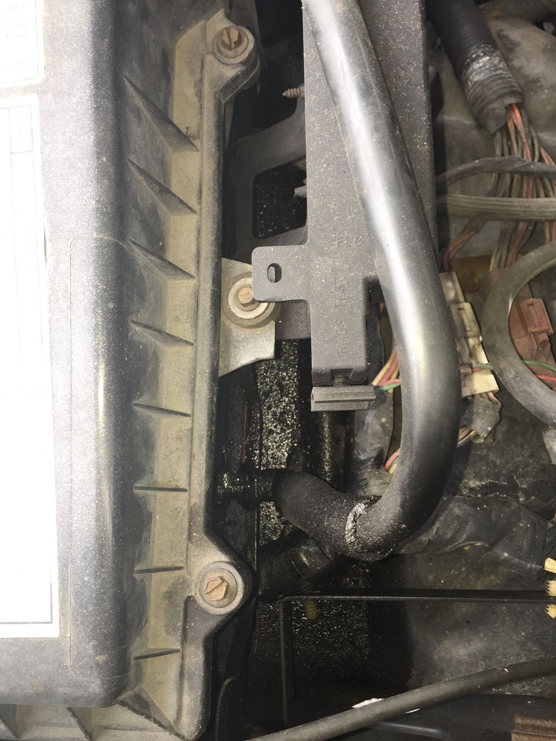 Crankcase hose and vent assembly... what does it do? Ford Truck