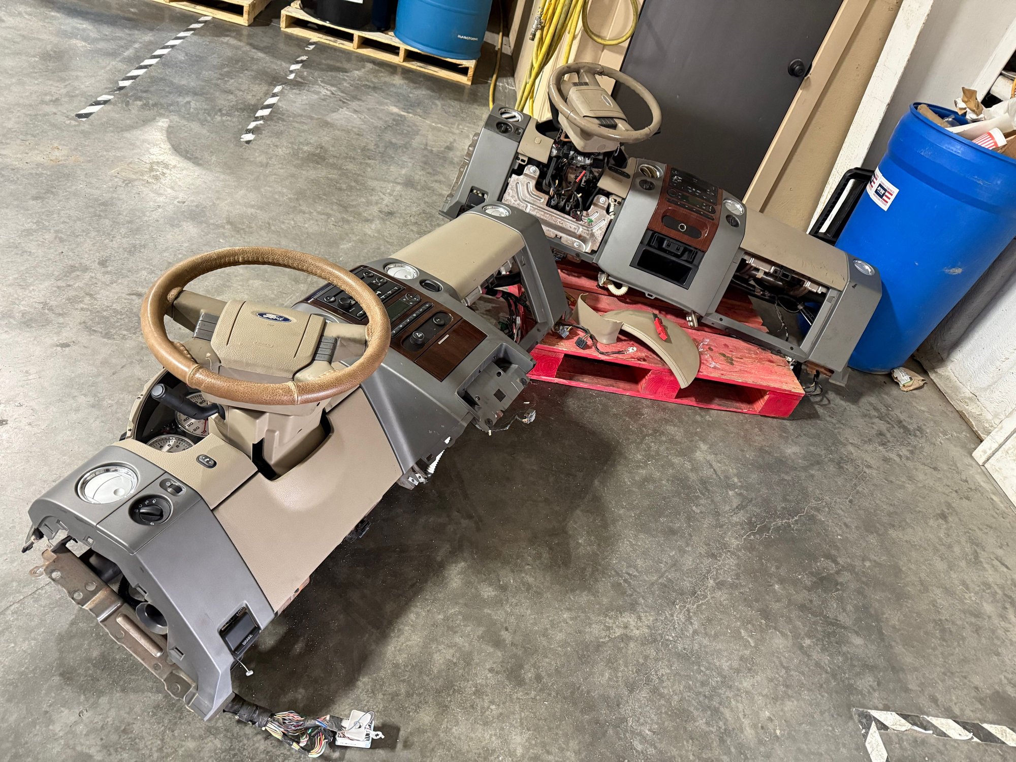 Comparison of the old dashboard (left) and the new one (right)