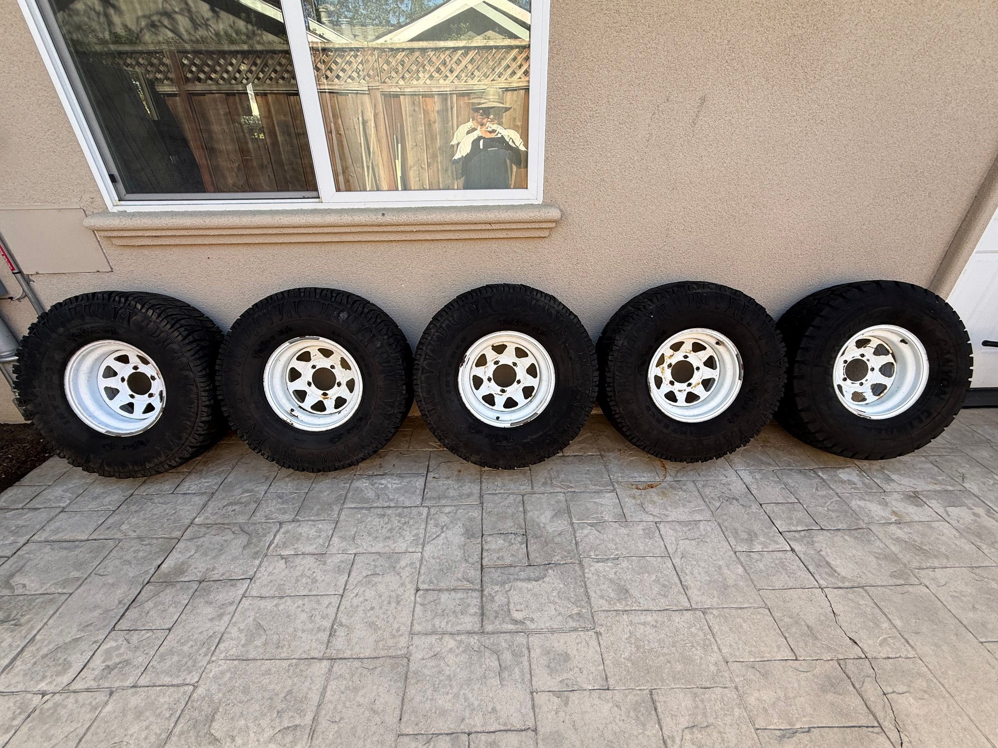 Wheels and Tires/Axles - Set of 5 Vintage wagon wheels 15x8.5, 5x5.5, F100, F250, Bronco, Jeep, with worn tires - Used - -1 to 2026  All Models - Los Altos, CA 94024, United States