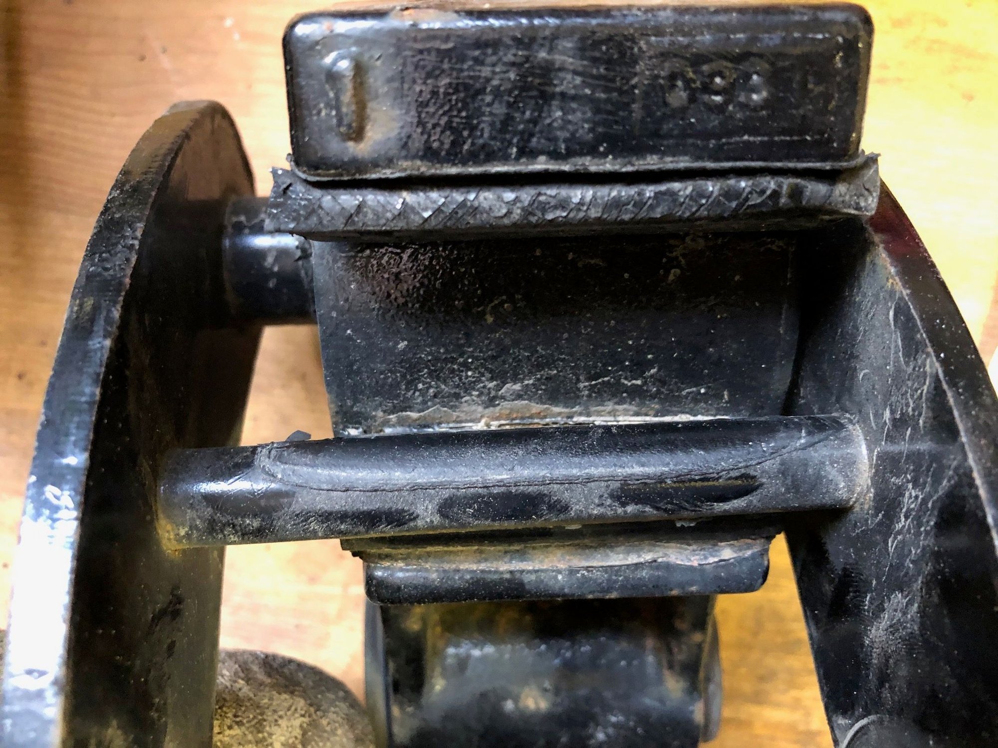 Complete failure of both Sulastic shackles Ford Truck Enthusiasts Forums