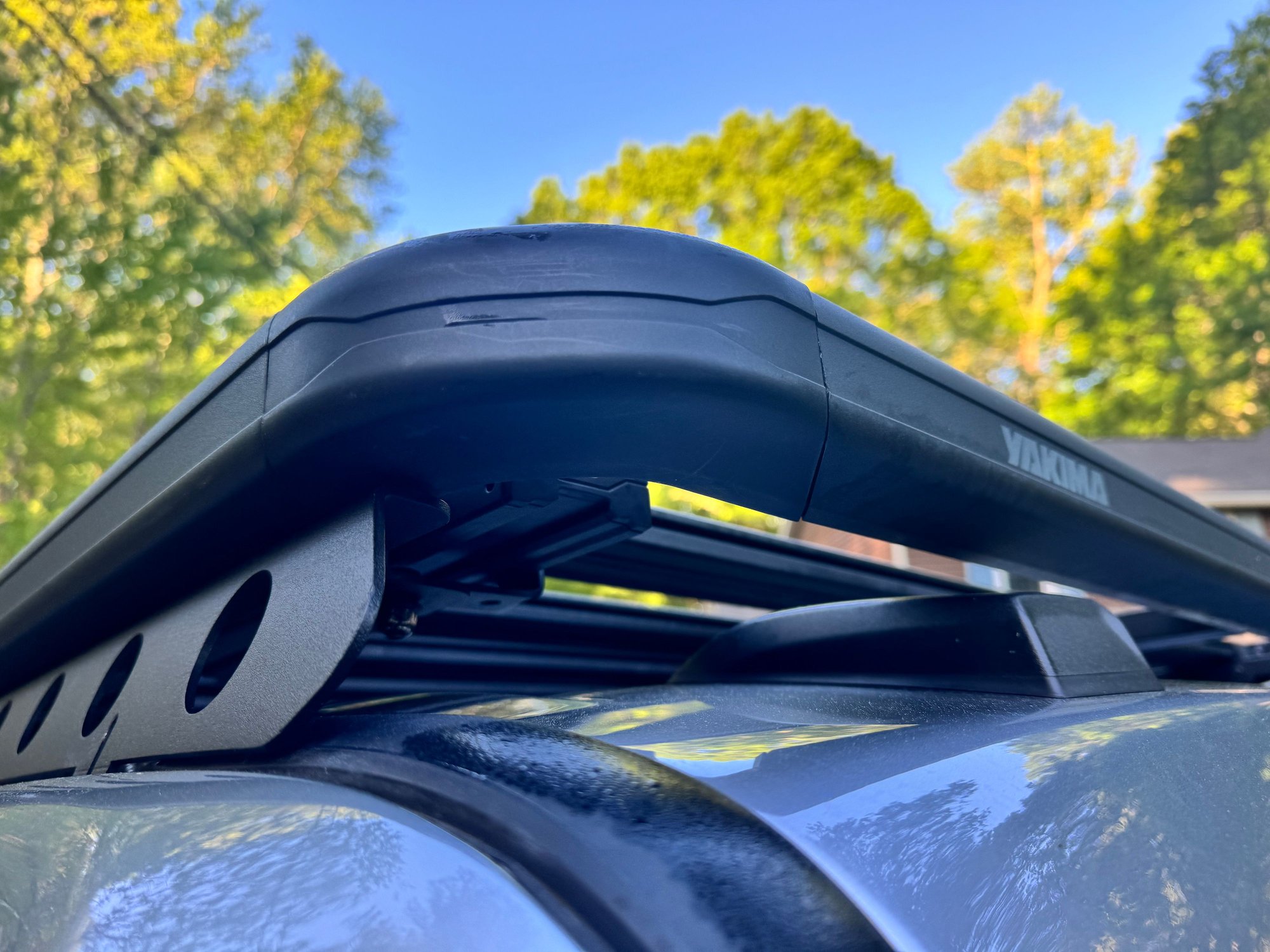 Exterior Body Parts - Yakima Lock-n-load platform for 2017-2022 F250/F350/F450 - Used - -1 to 2026  All Models - -1 to 2026  All Models - Fayetteville, GA 30238, United States