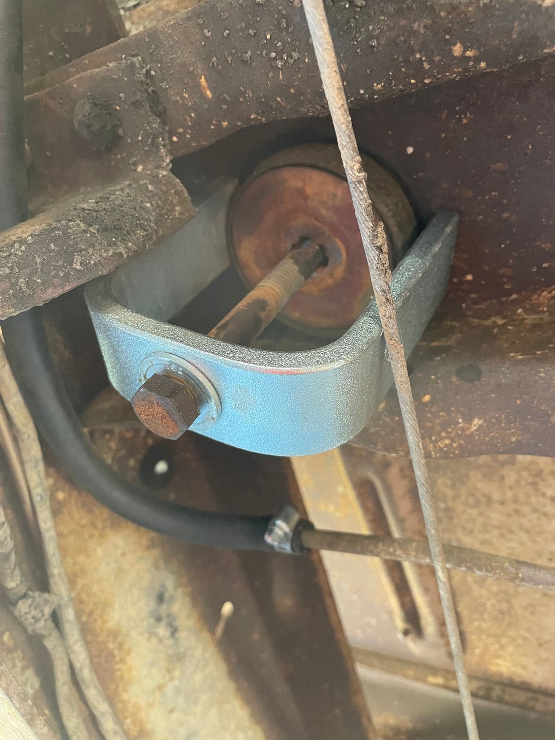 Body mount busing replacement write down Ford Truck Enthusiasts Forums