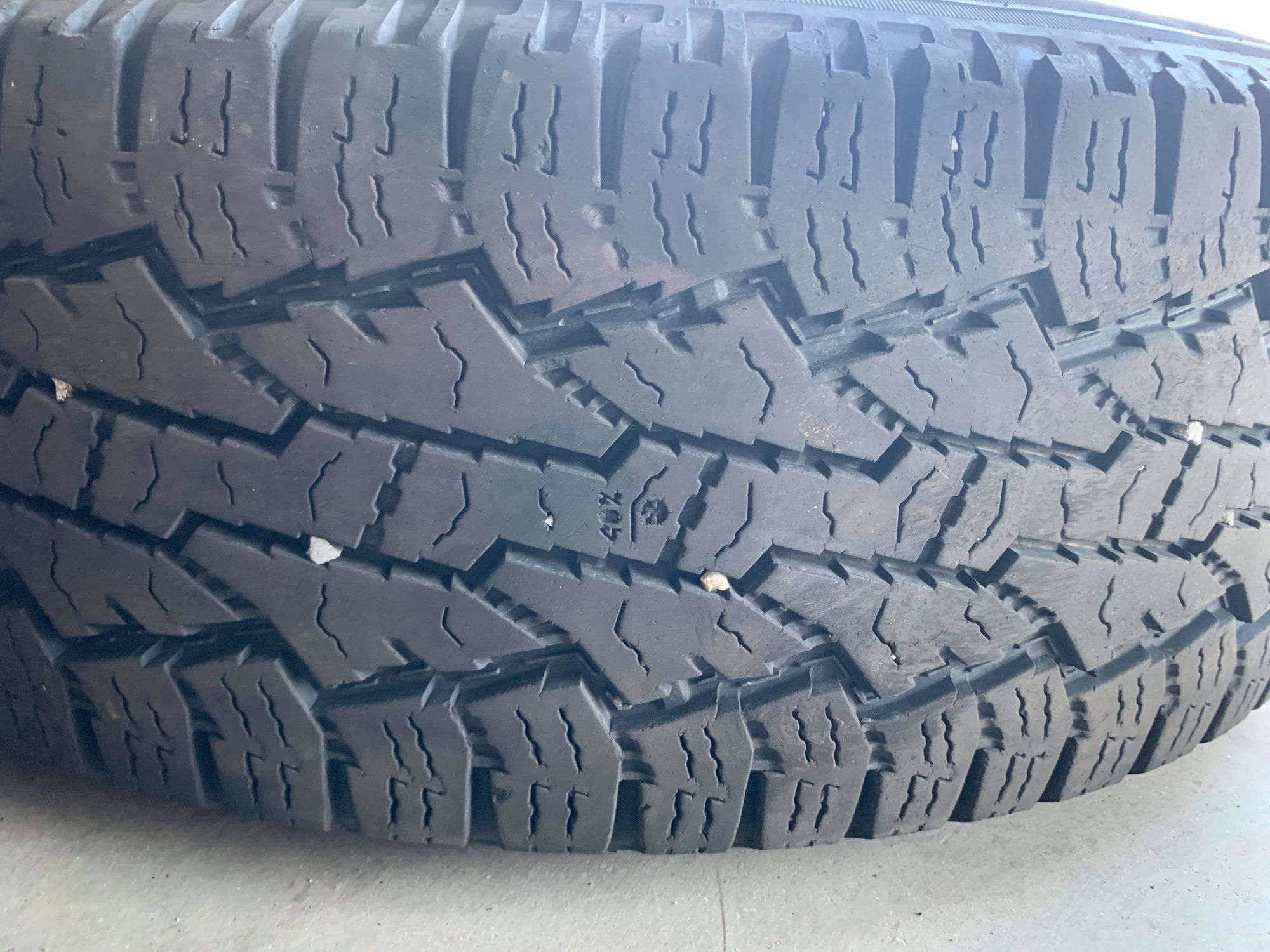 Wheels and Tires/Axles - Super Duty F250 F350 OEM Wheels and Tires - Used - 2005 to 2020 Ford All Models - Montgomery, MA 01085, United States