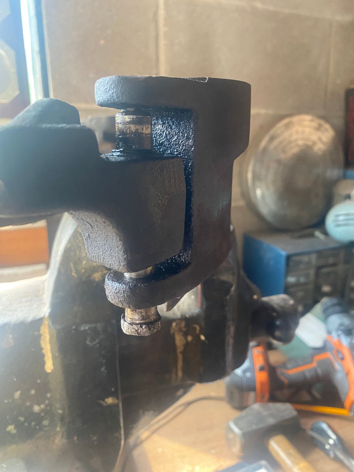 1972 F250 Brakes Caliper Mounting Pins Stuck Ford Truck Enthusiasts