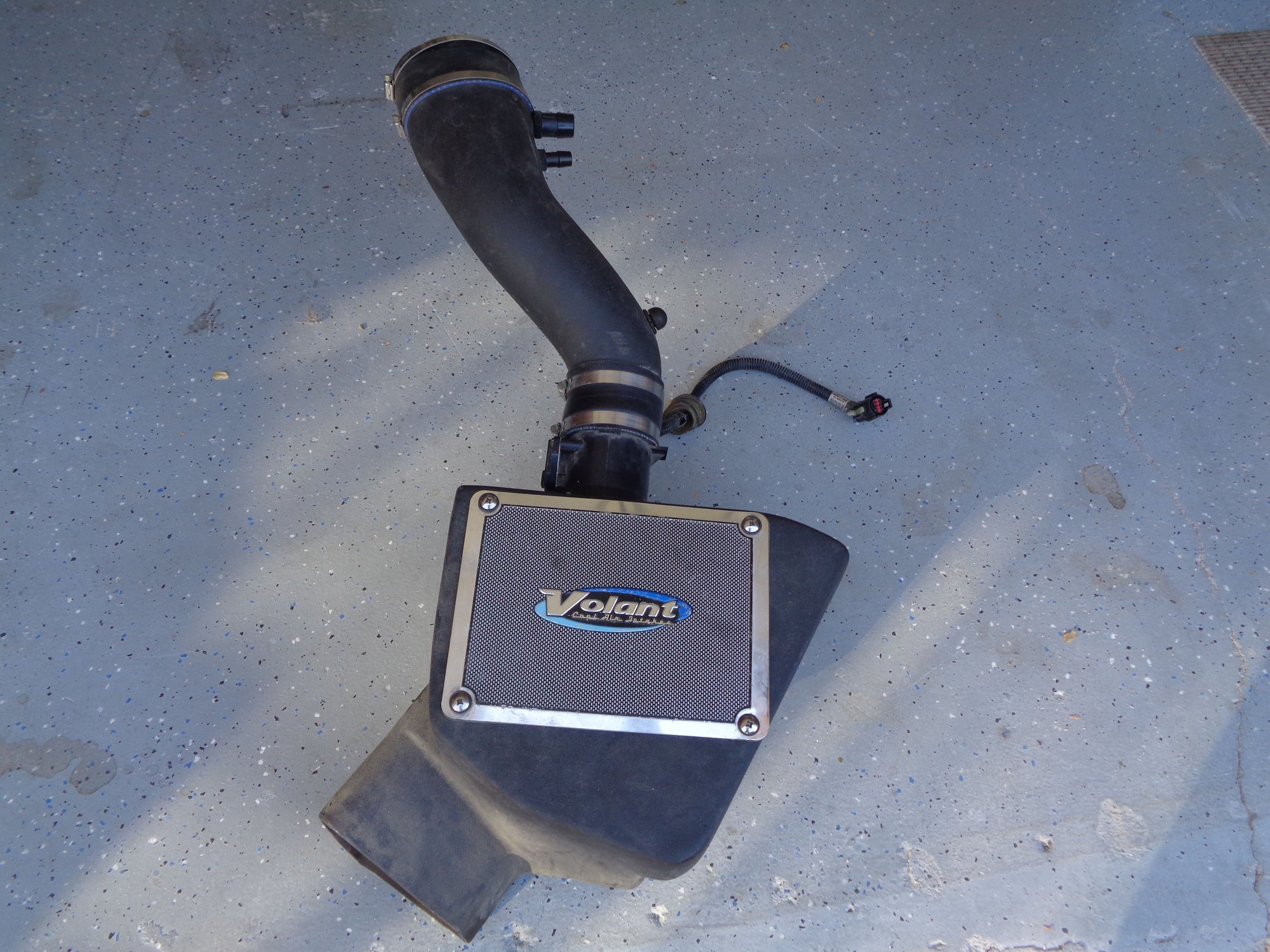 VOLANT 19068 COOL AIR INTAKE W/PRO 5 AIR FILTER FOR EXCURSION/F250/F