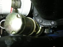 Current pump on engine