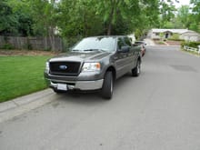 Here is another one of the Ford Family trucks an 06 F-150 XLT 4x4 5.4 L solid truck.