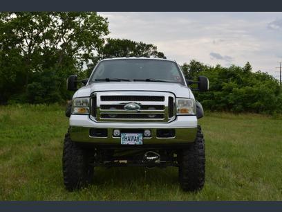 2006 Ford F-350 Super Duty - Lifted Ford F350 Lariat - Used - VIN 1FTWW31P26EC50471 - 122,650 Miles - 8 cyl - 4WD - Automatic - Truck - White - Falling Waters, WV 25419, United States