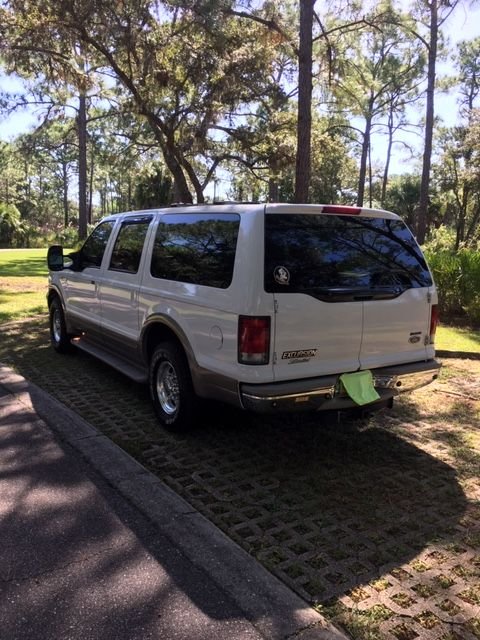 2000 Ford Excursion - 2000 Ford Excursion Limited - Used - VIN 1FMNU42S4YED78977 - 208,000 Miles - 10 cyl - 2WD - Automatic - SUV - White - Tampa, FL 33615, United States