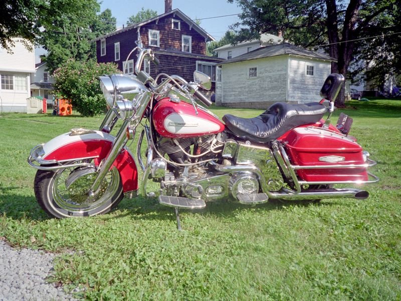 1973 Electra Glide Standard. Helped a friend fix her up, then bought her from him.