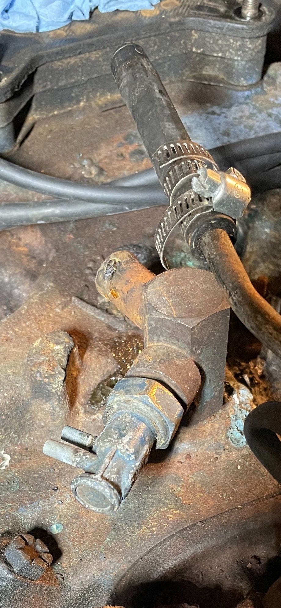 Heater hose connection with vacuum ports Ford Truck Enthusiasts Forums