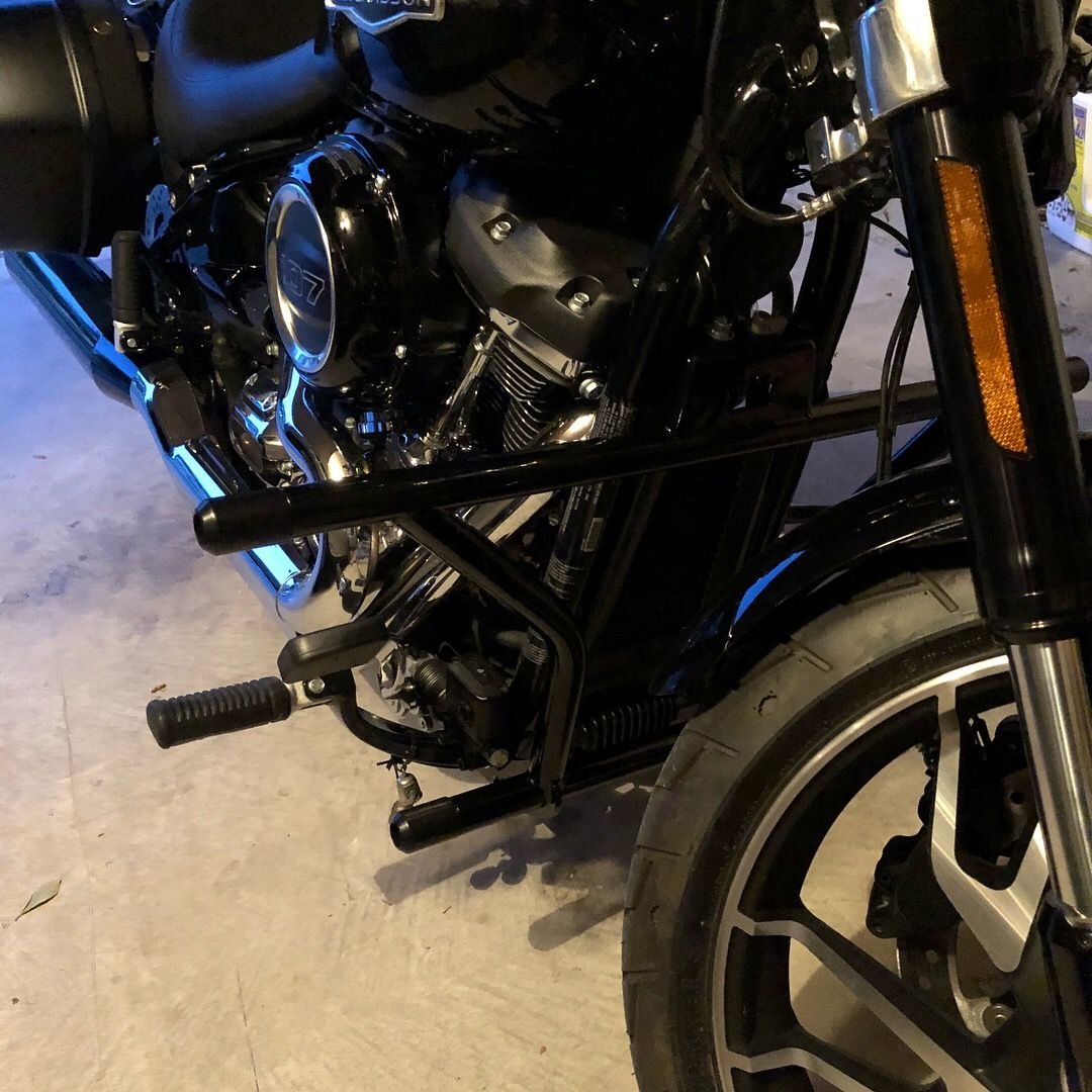 Sport Glide Engine Guard & Exhaust Harley Davidson Forums