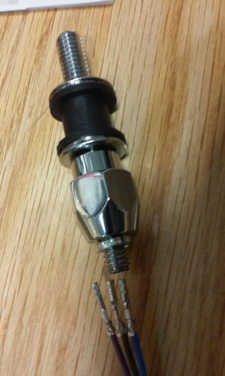Wire won�t fit through hollow bolt to install detach kit on FXDB