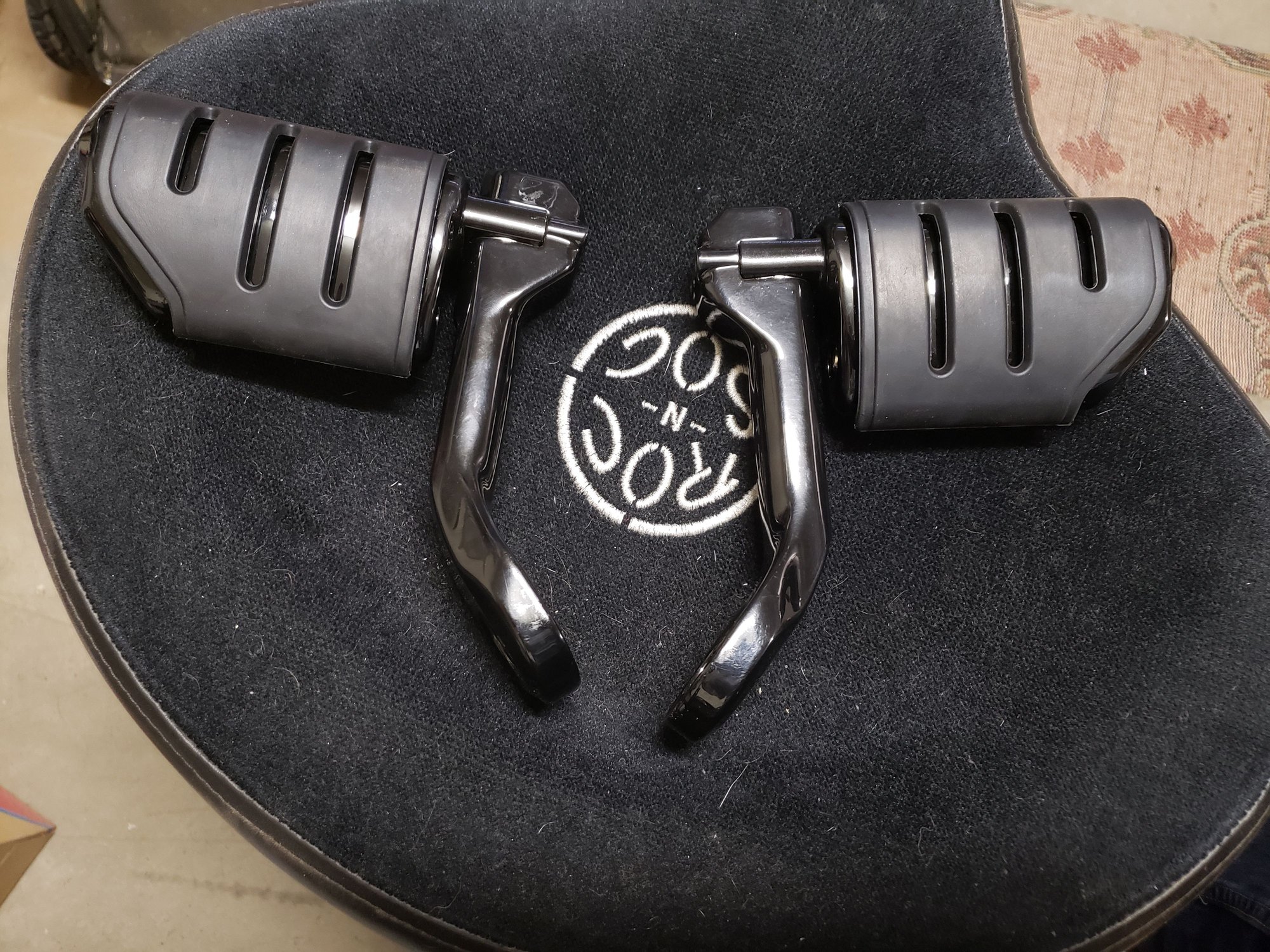 Kuryakyn Highway Bar Pegs Black Long Harley Davidson Forums