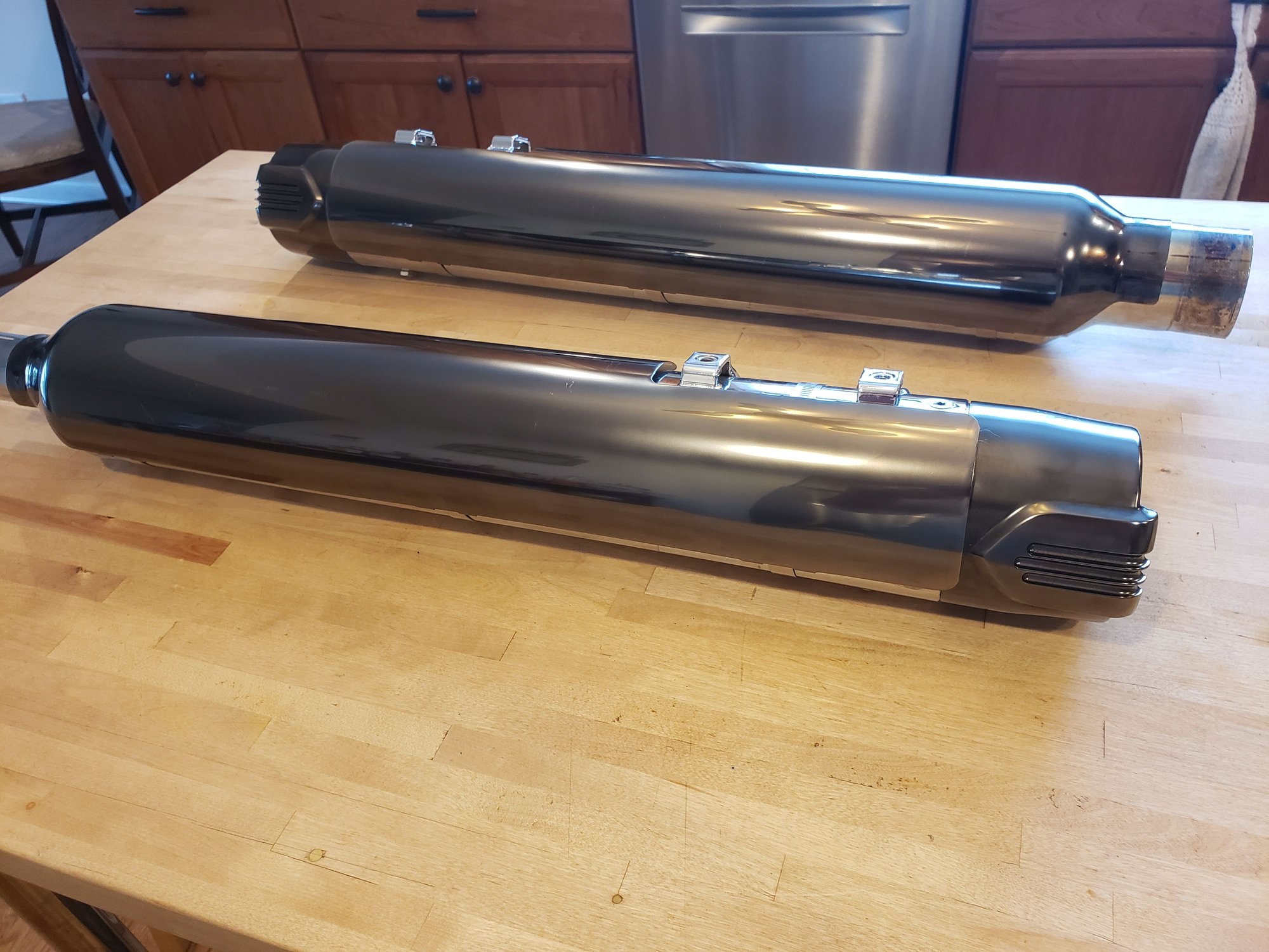 2017current CVO Mufflers with 2.25 Fullsac power cores Harley