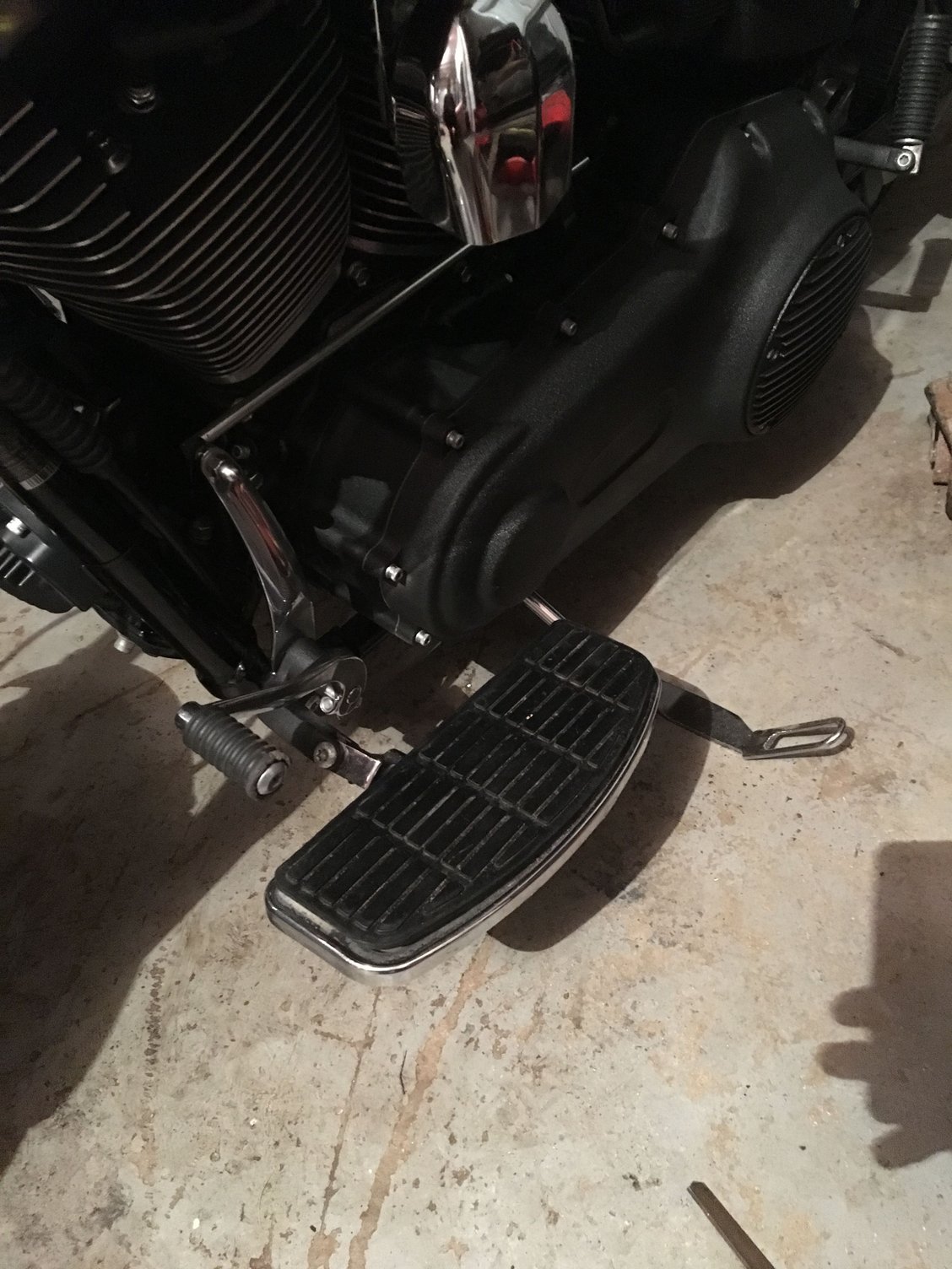 Dyna with forward controls & floorboards Page 3 Harley Davidson Forums