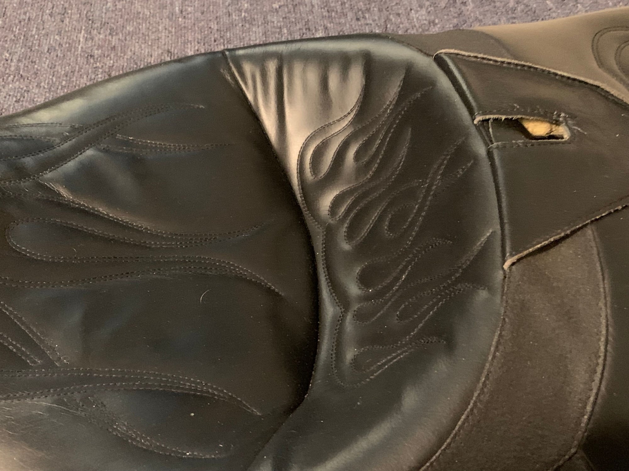Corbin Touring 2-up with Heat and Flame Stitch - Harley Davidson Forums