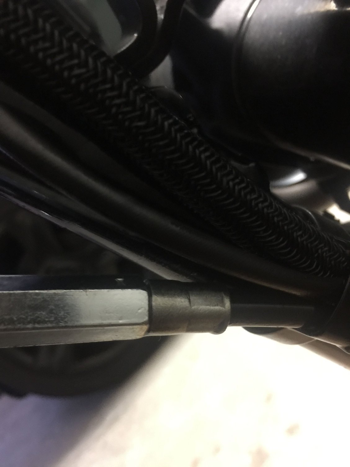 2016 Iron 883 Clutch Cable Leak Harley Davidson Forums