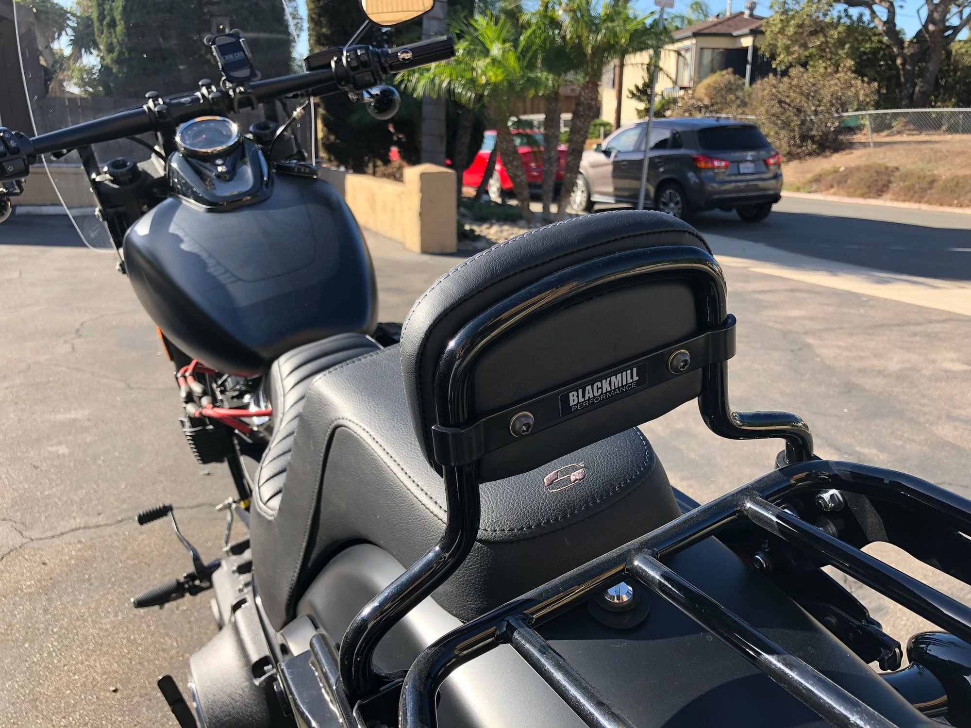 Solution for HD's compact backrest pad's bracket falling off of