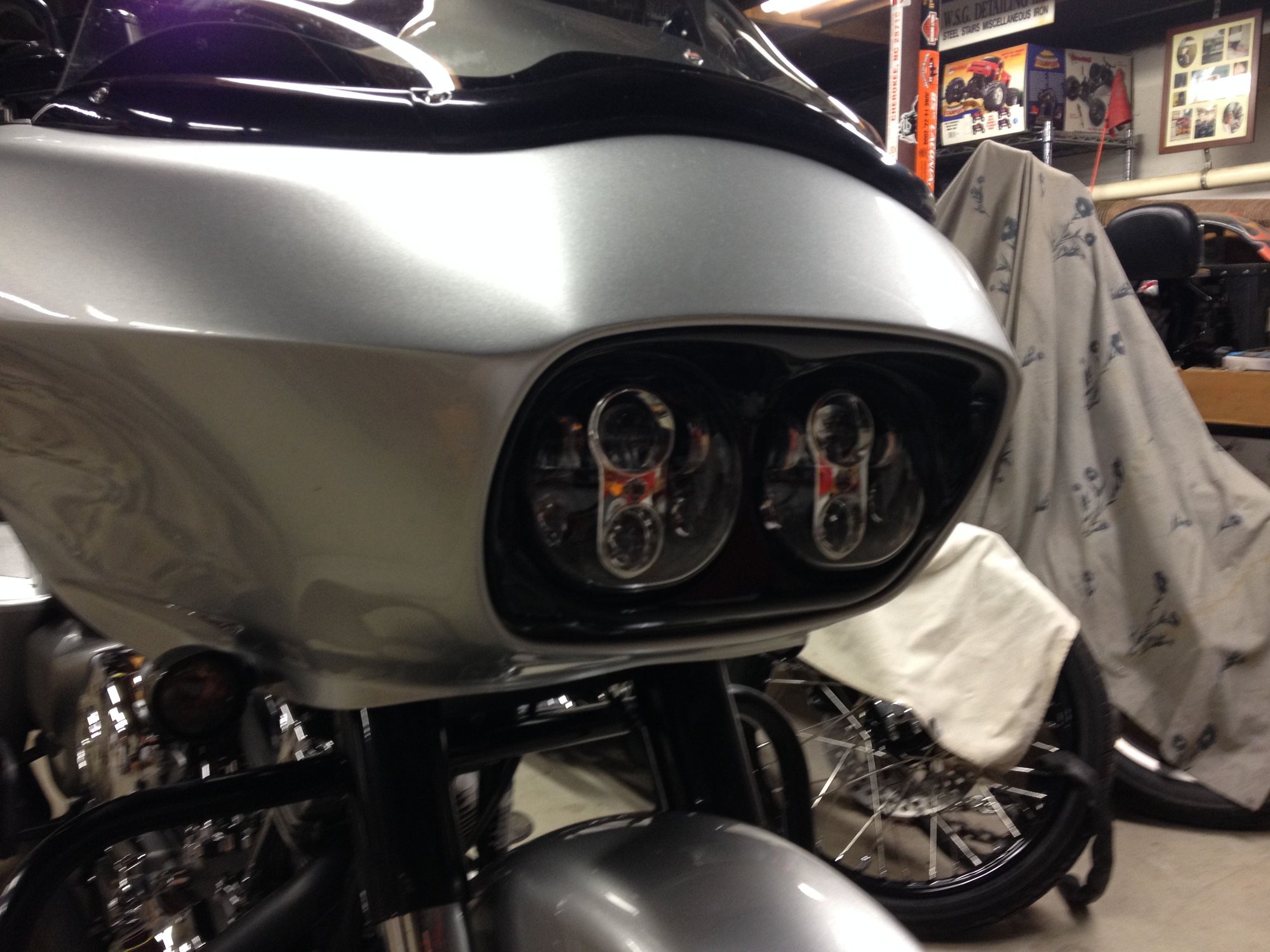 2005 Road Glide headlight angry eyebrow Harley Davidson Forums